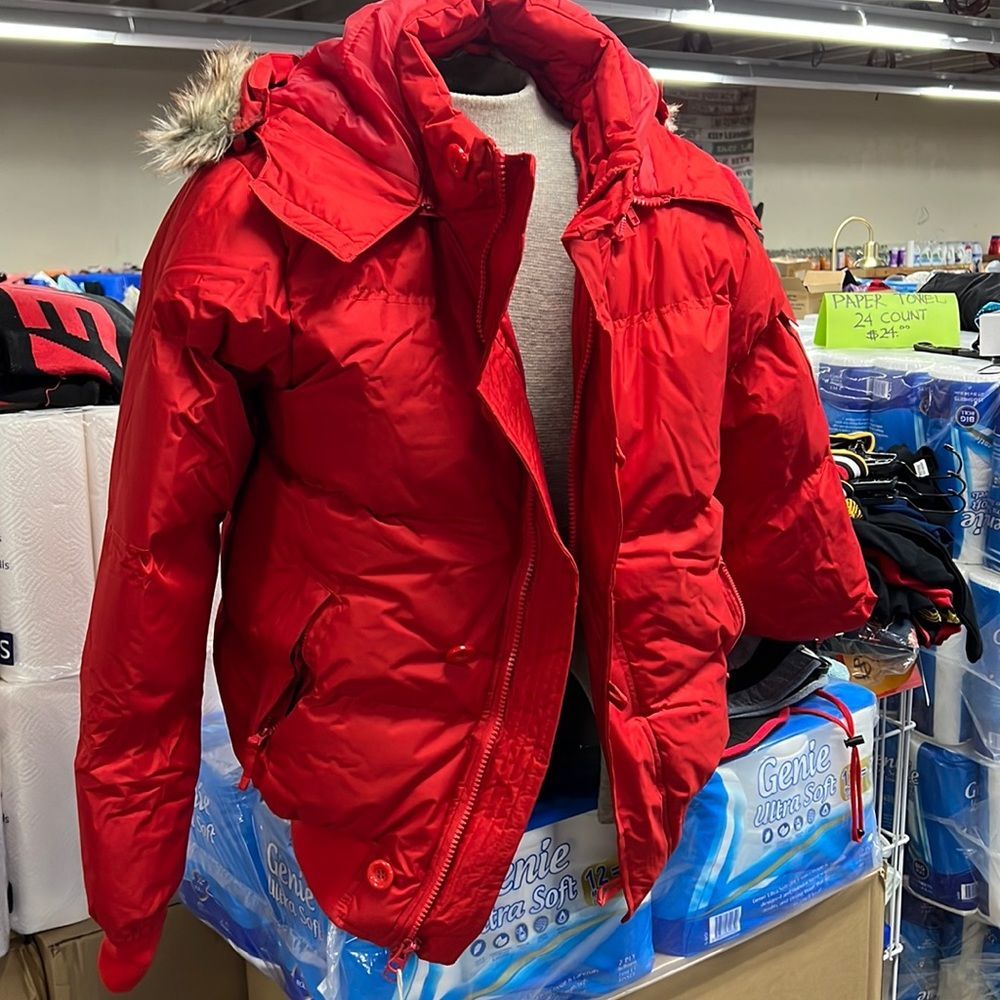 New - Men's PJ Mark Puffer hooded Jacket with faux trimmings - Red - Size M